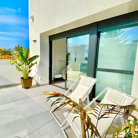 Holiday home Con Piscina Privada En La Urb. De Puerto Rey Los Amarguillos